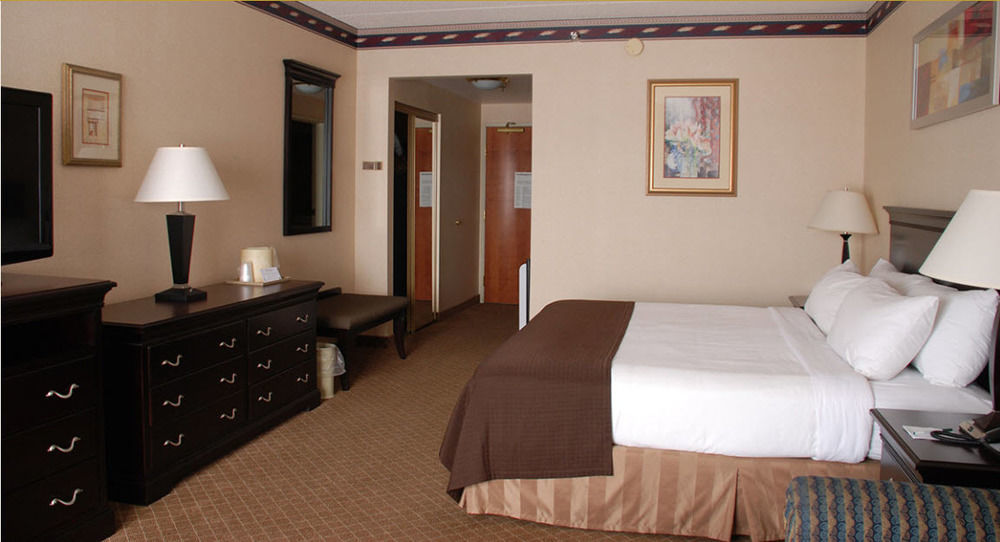 The Plaza Hotel & Suites Winona Εξωτερικό φωτογραφία