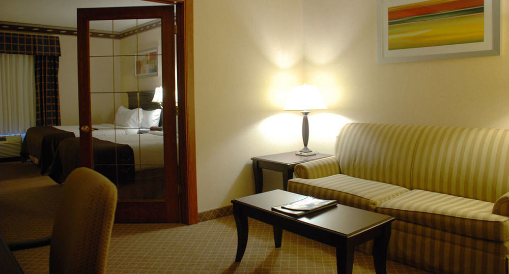 The Plaza Hotel & Suites Winona Εξωτερικό φωτογραφία